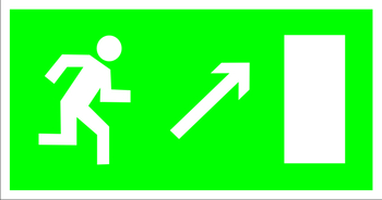 E05 направление к эвакуационному выходу направо вверх (пластик, 300х150 мм) - Знаки безопасности - Эвакуационные знаки - Магазин охраны труда ИЗО Стиль